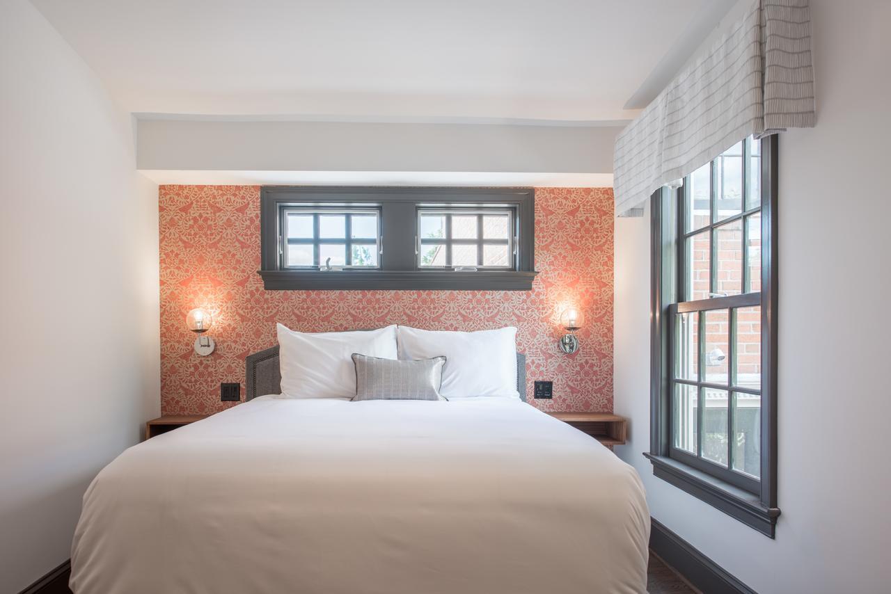 Hotel The Poppy Georgetown And Gardens Washington